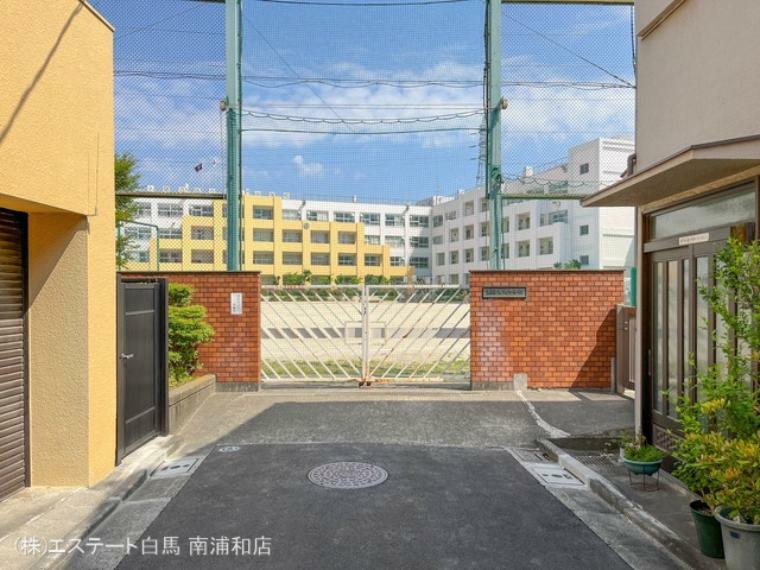 中学校 足立区立第九中学校