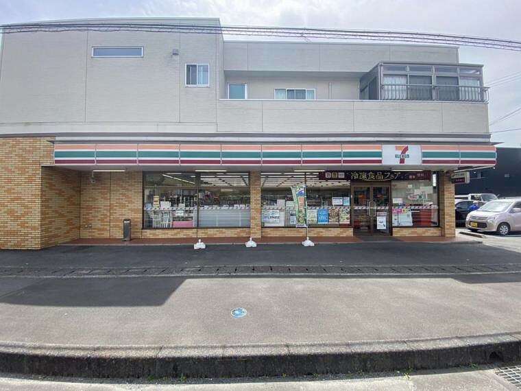 コンビニ セブンイレブン 袋井春岡店