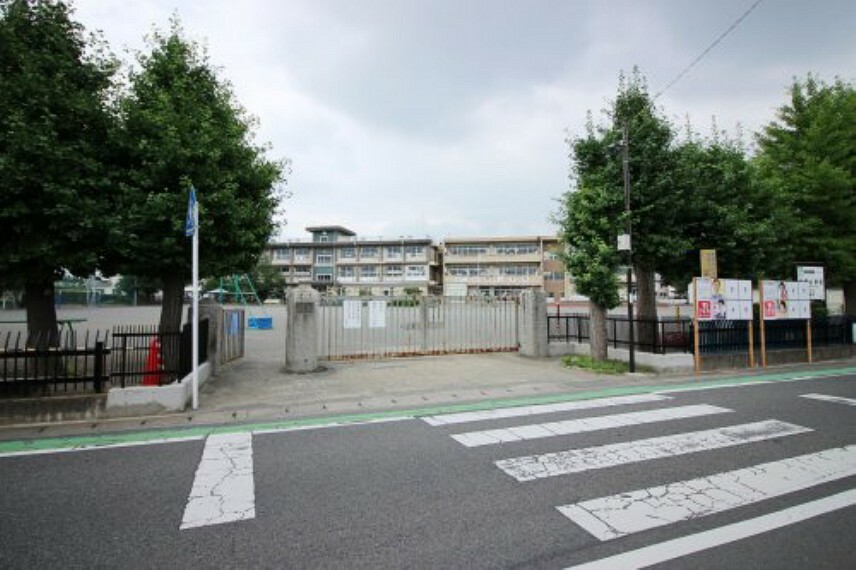 小学校 【小学校】佐野小学校まで943m