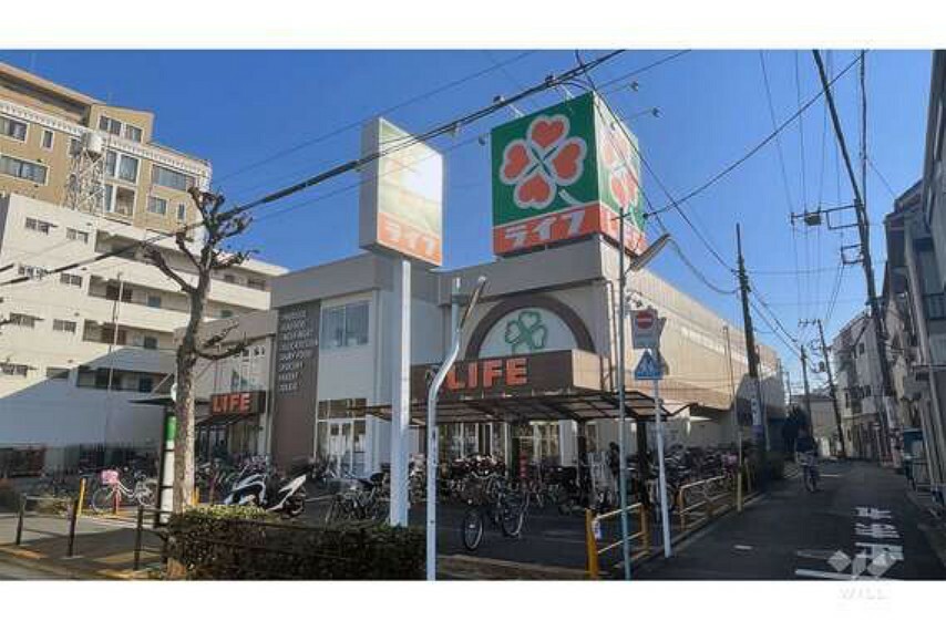 スーパー ライフ（東尾久店）の外観