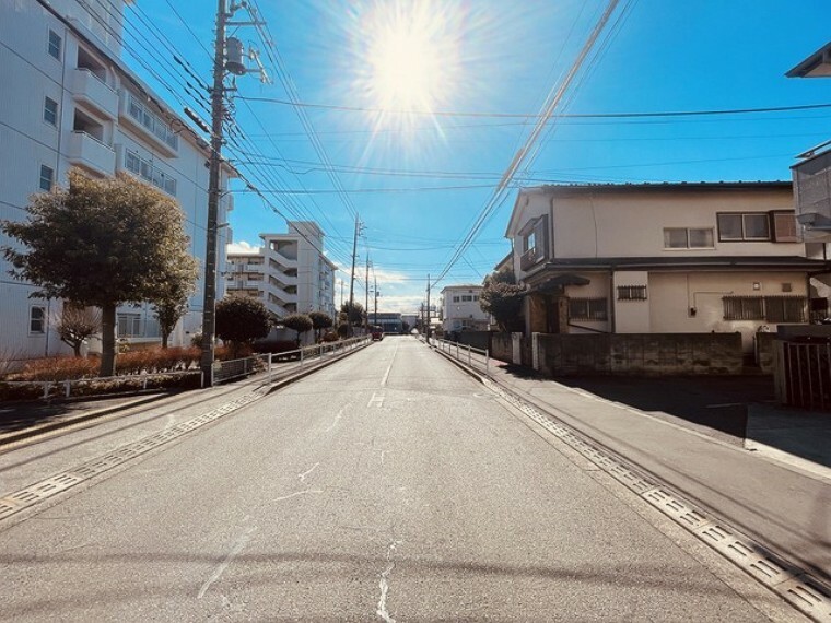 現況写真 現地のご見学予約もスタートしました。周辺で売りに出ている物件も沢山御座います。まとめてご見学ができますのでお気軽にお申しつけください。