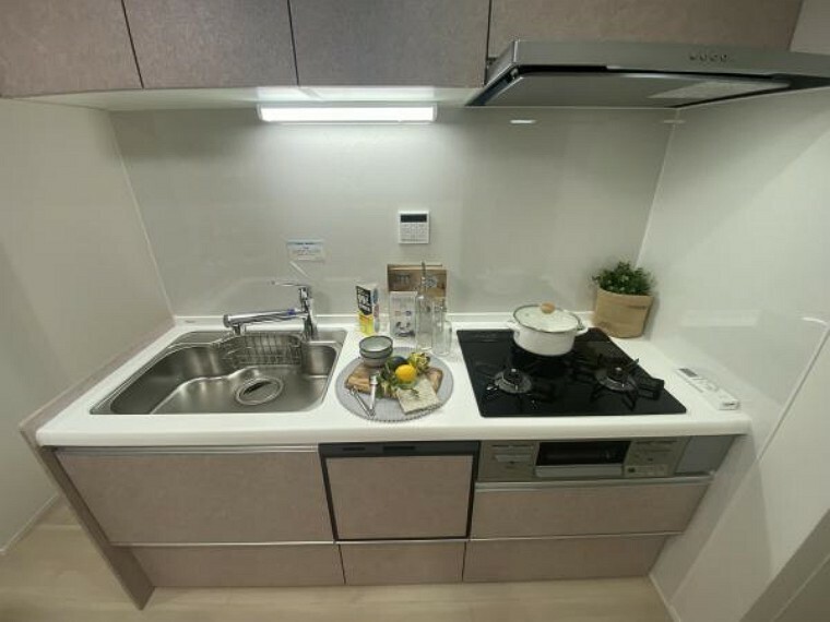 ■家事負担の軽減ができるビルトイン食洗機付きシステムキッチン