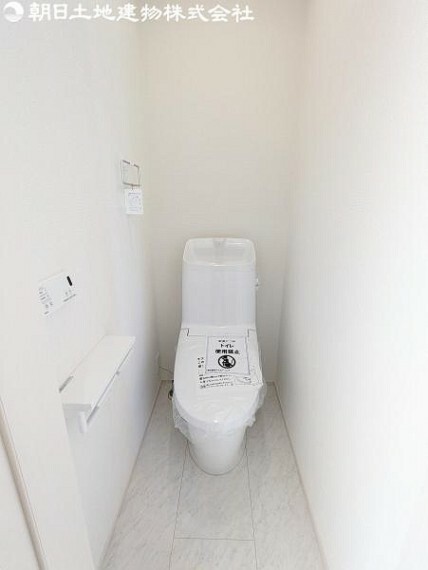 トイレ 1・2階ともに温水洗浄便座です