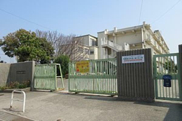 中学校 【中学校】宝塚市立安倉中学校まで549m