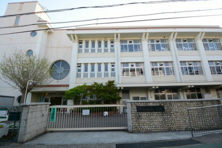 小学校 【小学校】神戸市立福住小学校まで913m