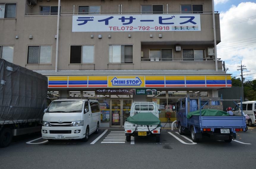 コンビニ 【コンビニエンスストア】ミニストップ川西西多田店まで410m