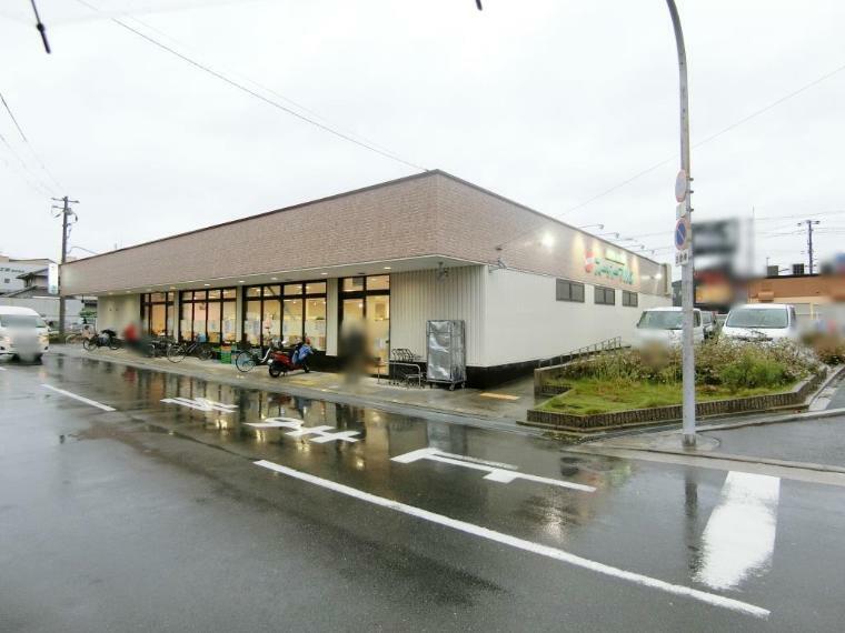 スーパー 周辺 スーパーマルヒ八尾木店