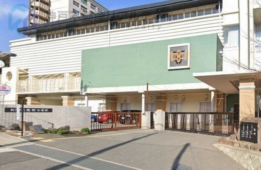 中学校 神戸市立夢野中学校 徒歩7分。