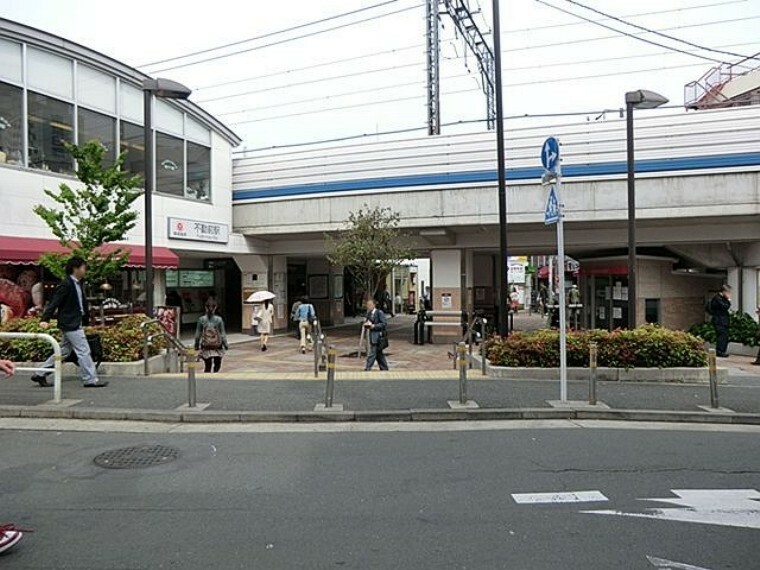 不動前駅（東急 目黒線） 徒歩4分。