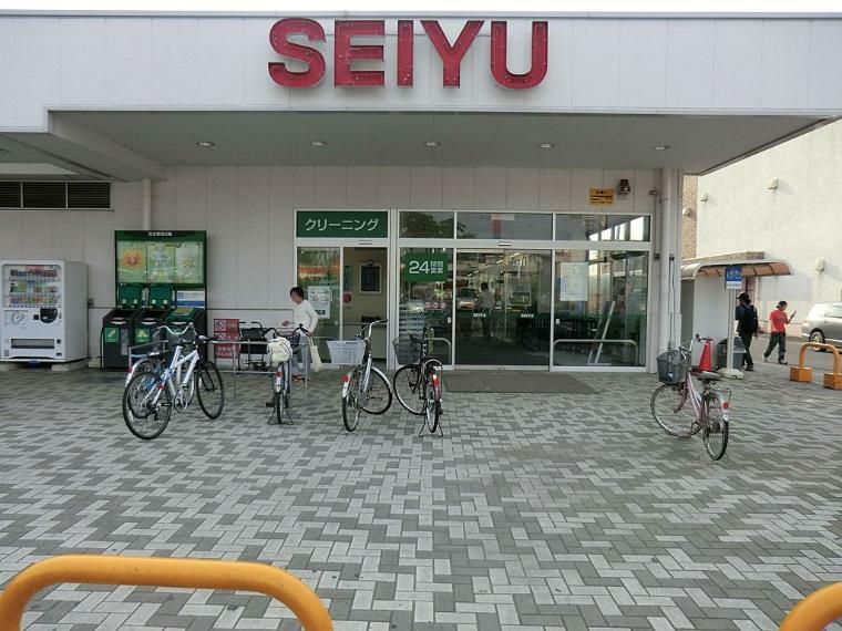 スーパー 西友吹上店