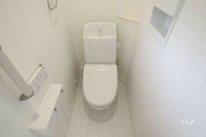 トイレ 2階トイレ［2023年10月29日撮影］