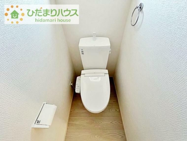 トイレ トイレは1F、2F共に完備！取り合いになることがありませんね（^^）/