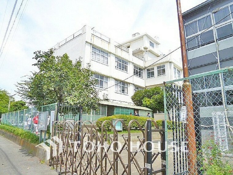 小学校 川崎市立菅生小学校　距離400m