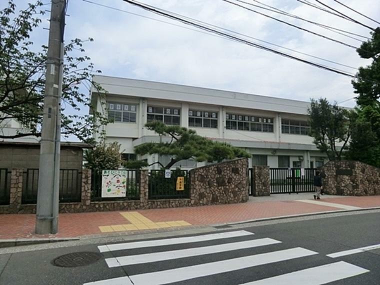 小学校 横須賀市立諏訪小学校