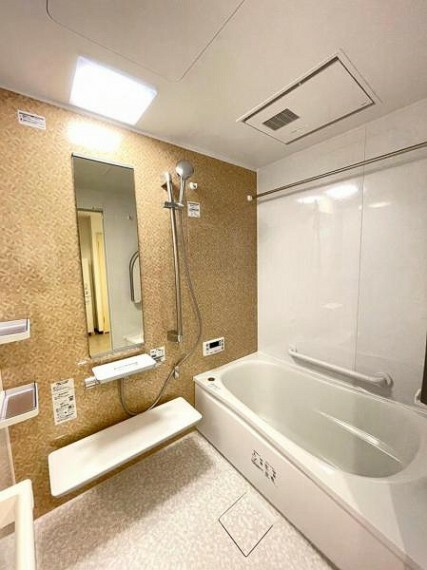 浴室 リフォーム済みの快適な浴室。雨の日に嬉しい浴室乾燥機付きです！