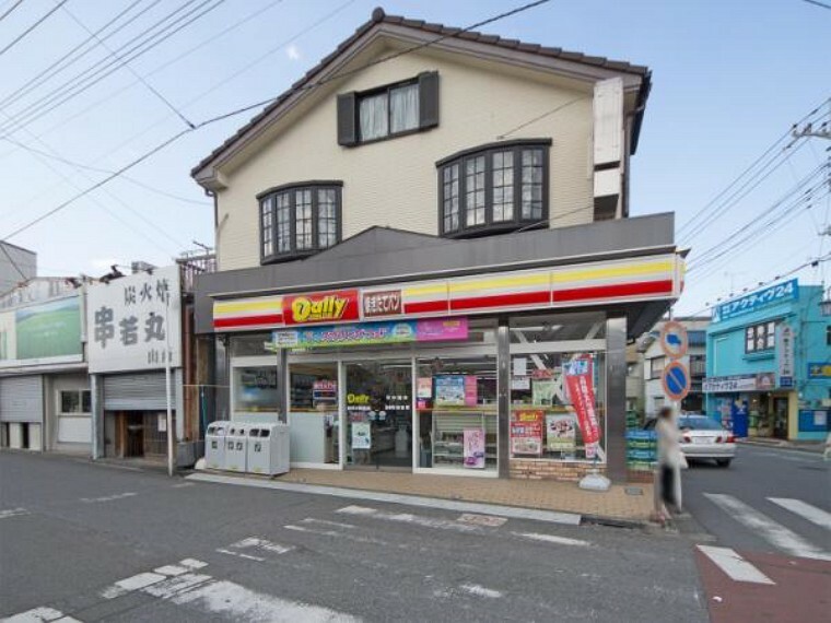 コンビニ デイリーヤマザキ 西所沢駅前店