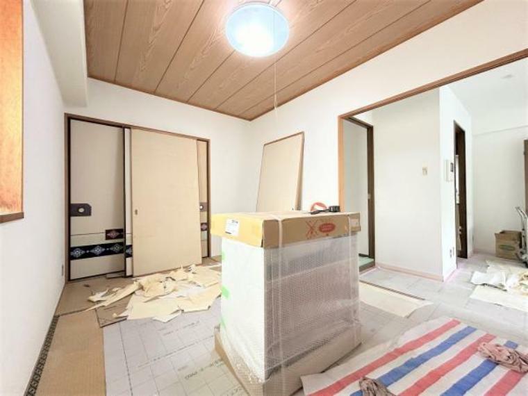 和室 【リフォーム中】和室の別角度写真です。お家に一部屋和室があると嬉しいですよね。