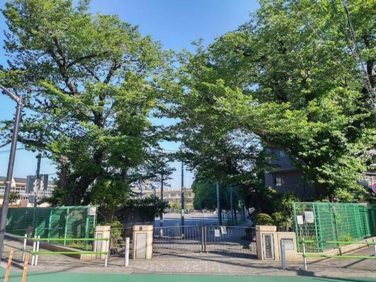 中学校 板橋区立赤塚第一中学校