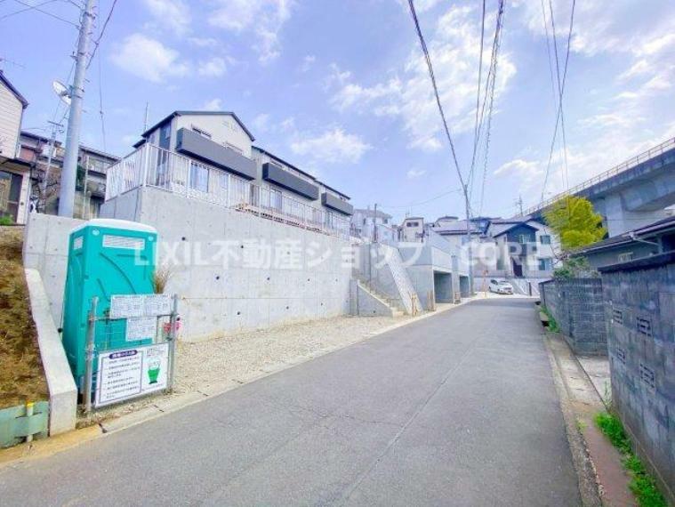 現況写真 現地は建築中！完成が待ち遠しいです 皆様のお問合せお待ちしております。