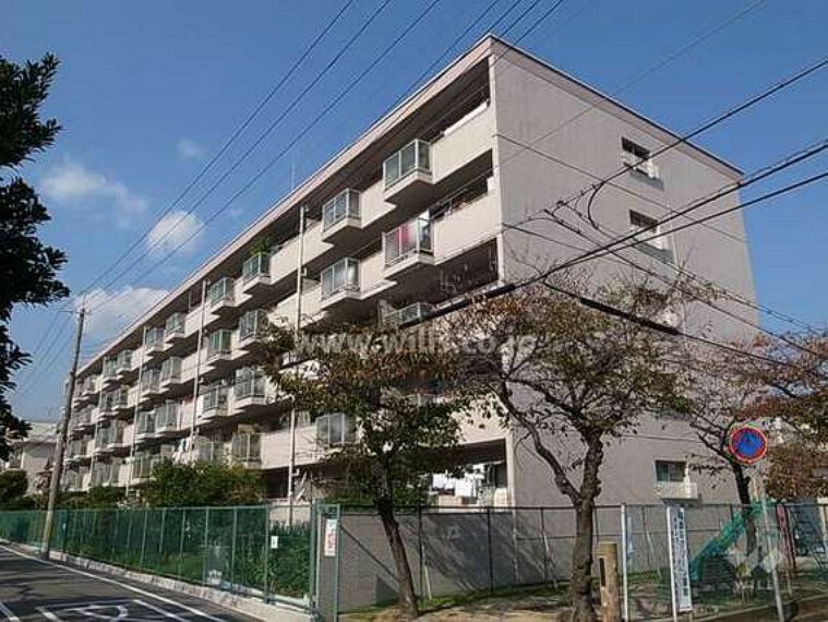 外観写真 ヒガシ武庫川マンションの外観（南東側から）