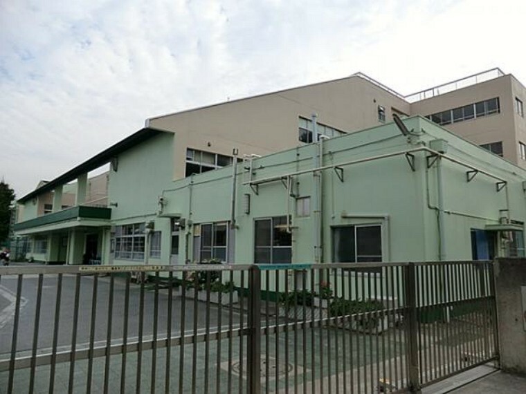 小学校 横浜市立磯子小学校