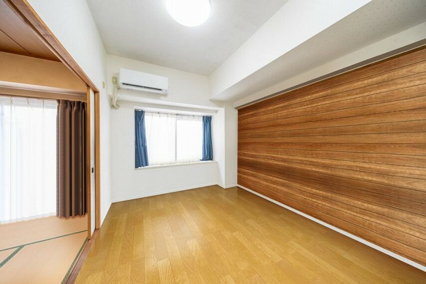 居間・リビング ※画像はCGにより家具等の削除、床・壁紙等を加工した空室イメージです。