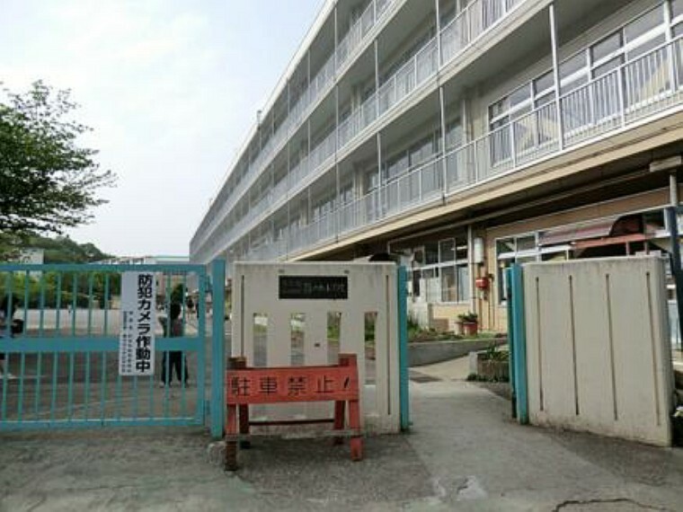 小学校 【小学校】藤の台小学校まで466m