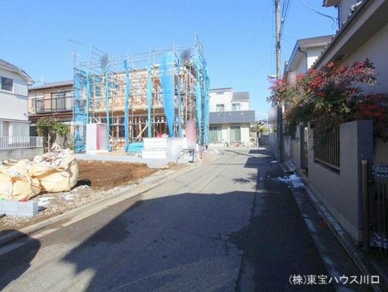 現況写真 前面道路含む現地