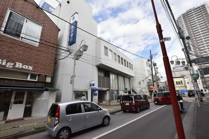 銀行・ATM 横浜銀行鶴ヶ峯支店