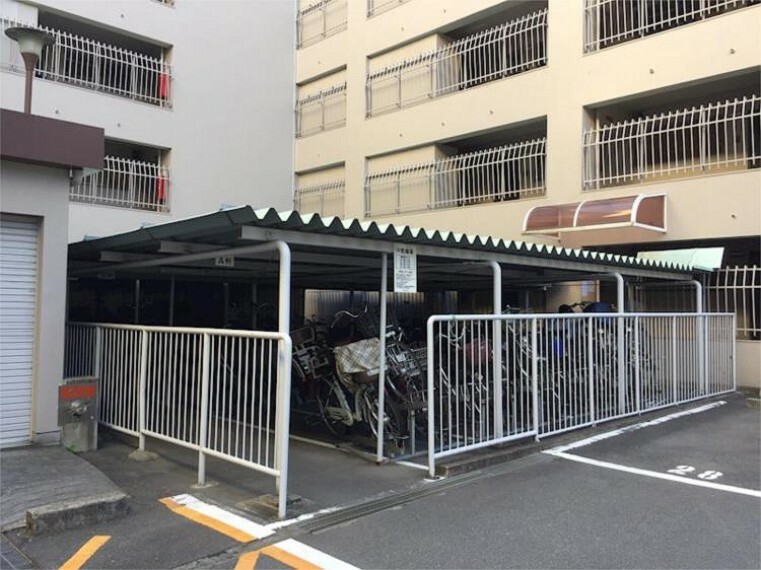 駐車場 駐輪場