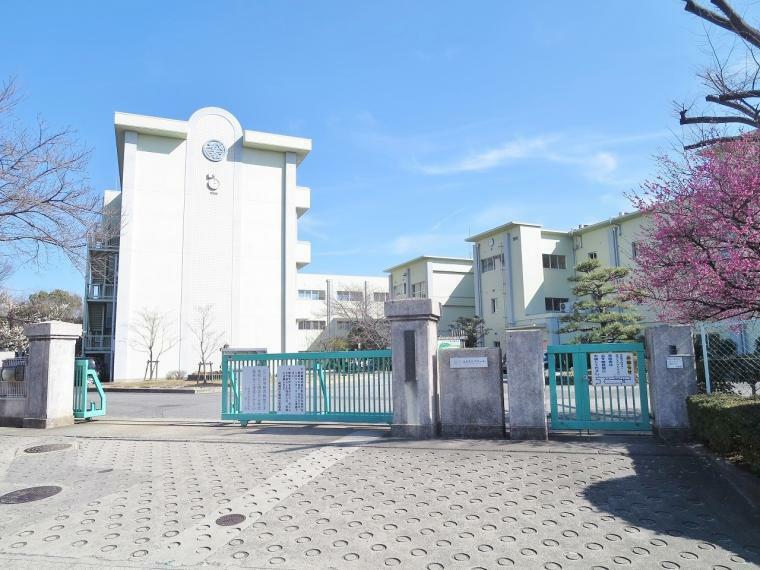 小学校 岡崎市立城南小学校