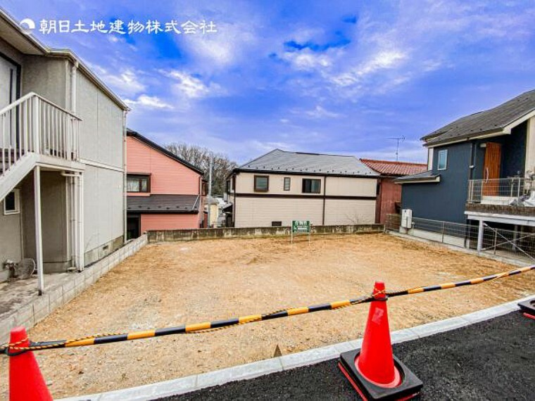 現況写真 【外観】閑静な住宅地で子育て世帯の方はきっと喜んで頂ける環境。毎日のお散歩も快適な緑に恵まれたエリア