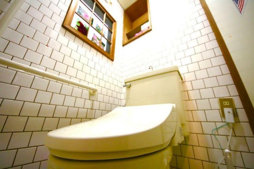 トイレ ガラッと雰囲気が変わったトイレ ちょっとした小物でオシャレに