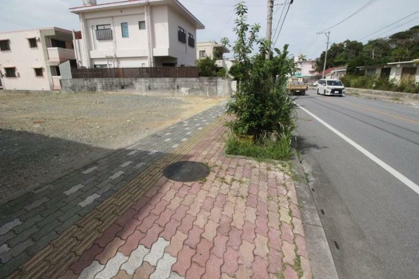 現況写真 接道道路幅 約15.8m