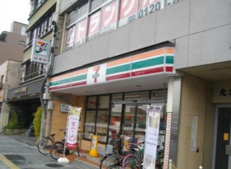 コンビニ セブンイレブン東山五条店