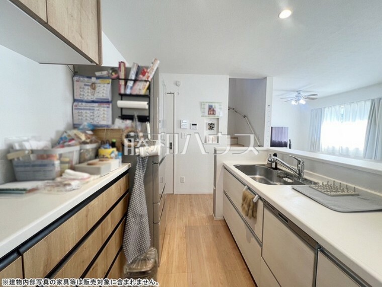 キッチン キッチン　【国立市富士見台1丁目】 ビルトイン食洗機は毎日の家事を軽減させてくれます。またワークトップも広々使え機能性も向上します。　