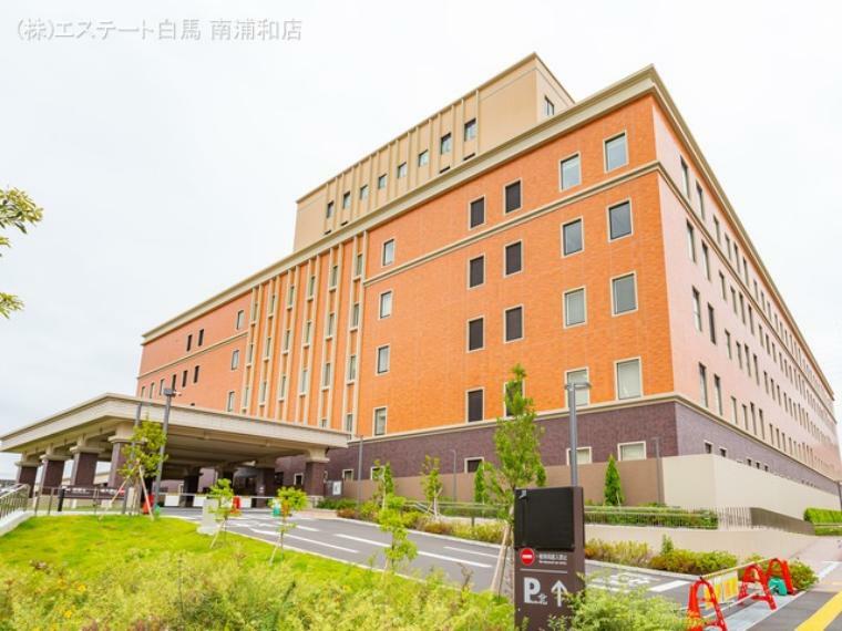 東京女子医科大学附属足立医療センター（約570m）