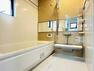 浴室 一日の疲れを癒すバスルームは1616サイズで、リラックスできる空間です
