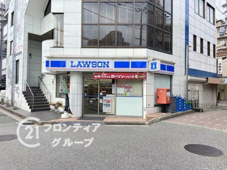 ローソンJR宝塚駅前店 徒歩10分。