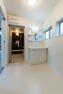 洗面化粧台 「快適なサニタリー空間」 スタイリッシュでデザイン性の高いサニタリー空間です。