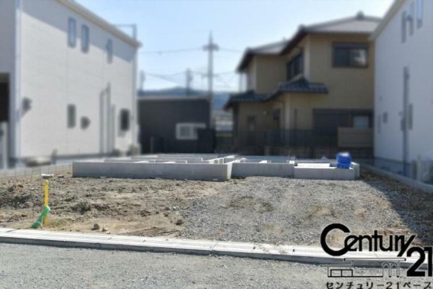 外観・現況 ■現地撮影写真■小学校まで徒歩10分！お子様にも嬉しい住環境です！