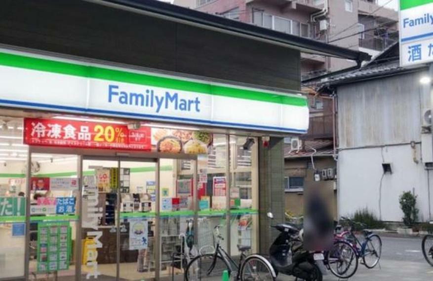 コンビニ ファミリーマート柳馬場押小路店