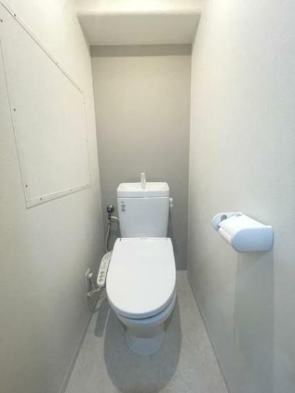 トイレ 【トイレ】清潔感のあるトイレです。温水洗浄便座です。