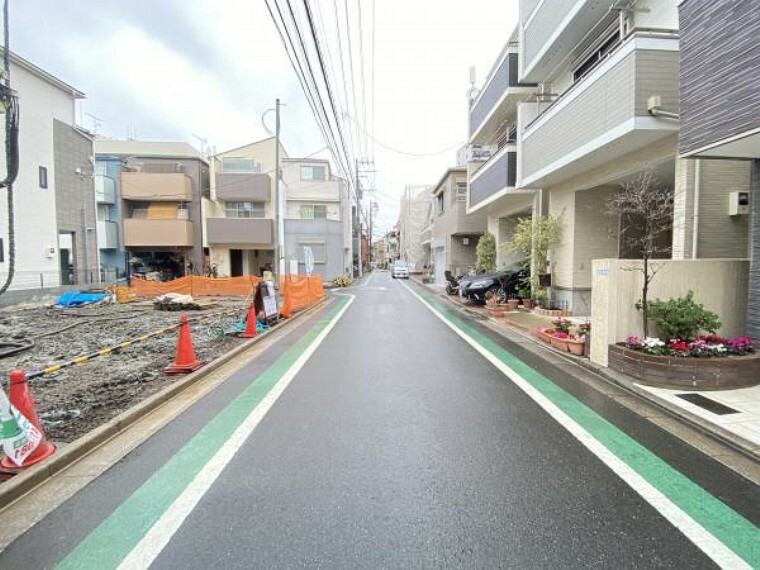 現況写真 ■荷物の受け取りに便利な宅配BOX完備