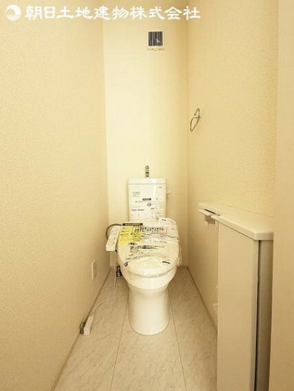 トイレ ＜トイレ＞1階2階ウォッシュレット付きトイレです。