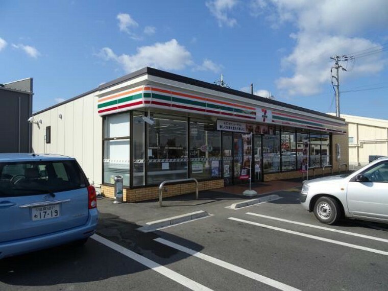 コンビニ 【コンビニエンスストア】セブンイレブン 甲南町新治店まで2937m