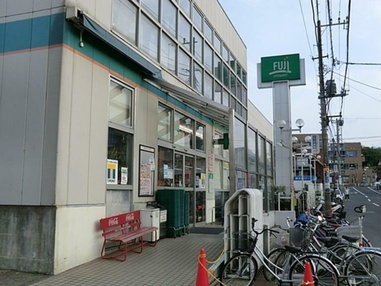 スーパー Fuji鳥山店 毎週月曜日は月火均一・毎週金曜日は青果・惣菜よりどりセール毎週土曜日はTポイント3倍毎月1日は対象部門限定Tポイント5倍