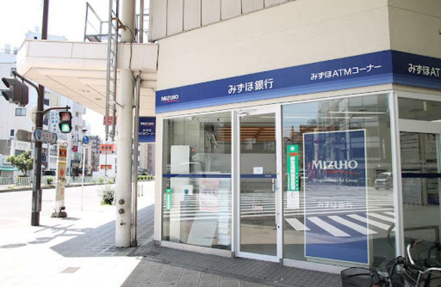 銀行・ATM みずほ銀行 九条支店　約450m　徒歩6分