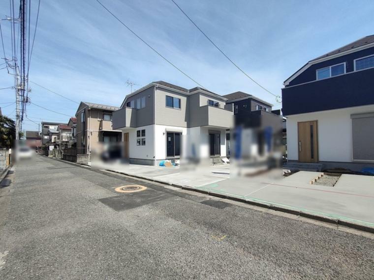 現況写真 周辺は住宅が建ち並ぶ閑静な住宅街です。