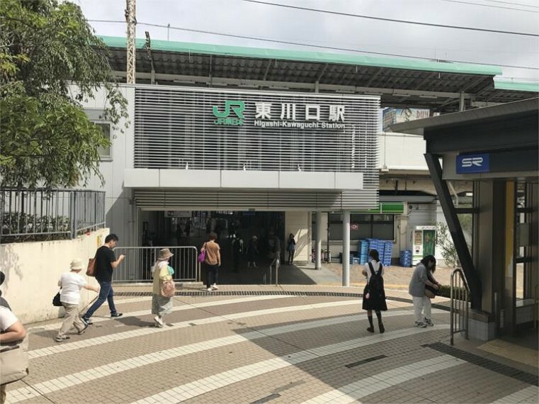 東川口駅（西口）